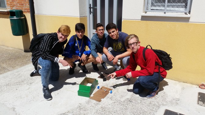 GRUPOS (4)