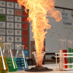 Tornados de fuego y los colores de los elementos químicos