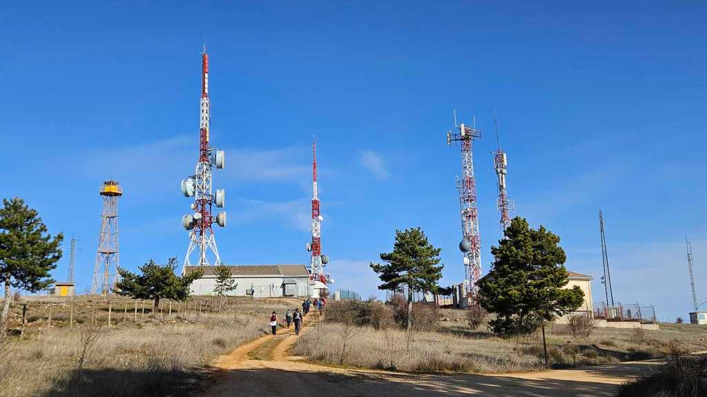 Peña Cuerno, la cumbre más elevada de la Sierra de Pradales (Segovia)