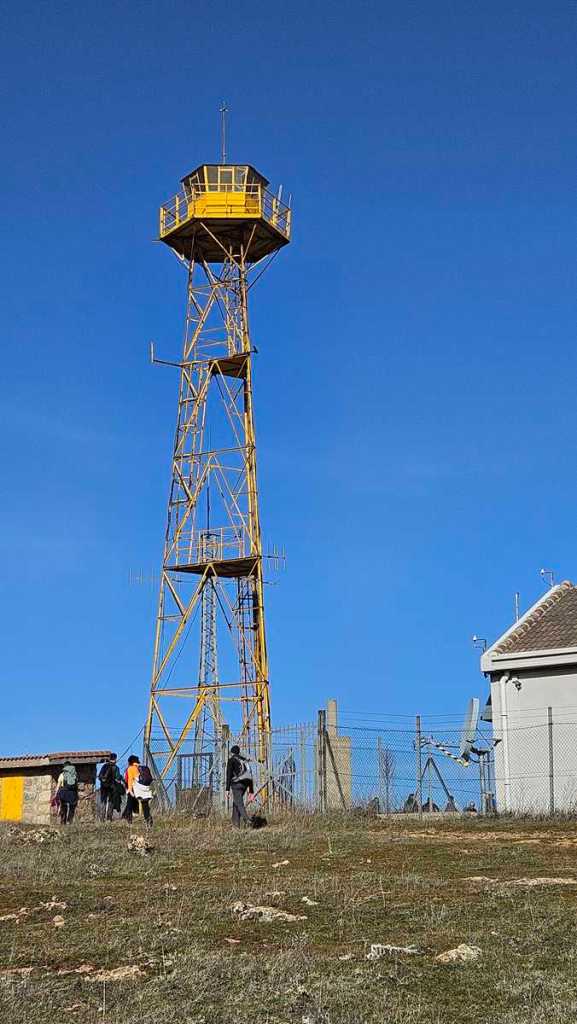 Peña Cuerno, la cumbre más elevada de la Sierra de Pradales (Segovia)