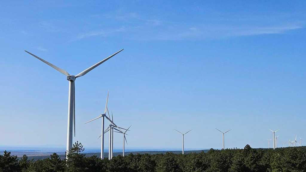 Peña Cuerno, la cumbre más elevada de la Sierra de Pradales (Segovia)
